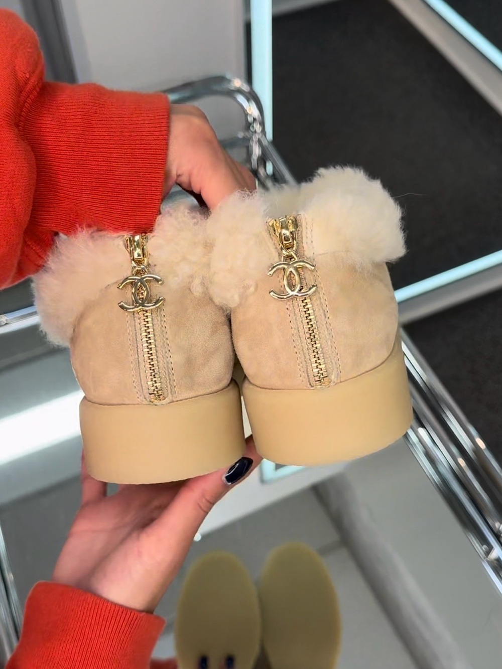 Chanel shearling suede Short Boots - Picture 7 of 13